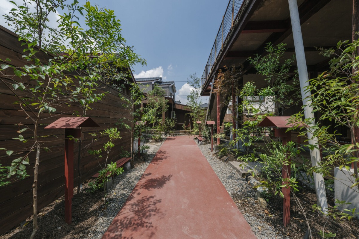 霧島神宮駅 徒歩5分